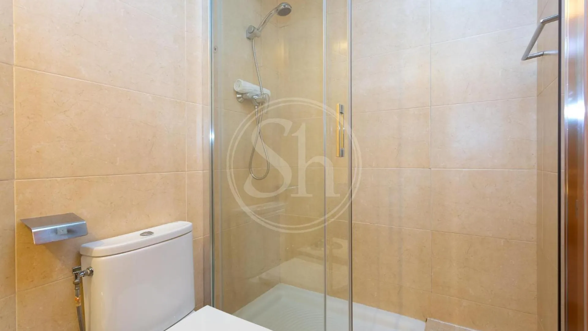 Cosy Apartment Next To Sagrada Familia I バルセロナ