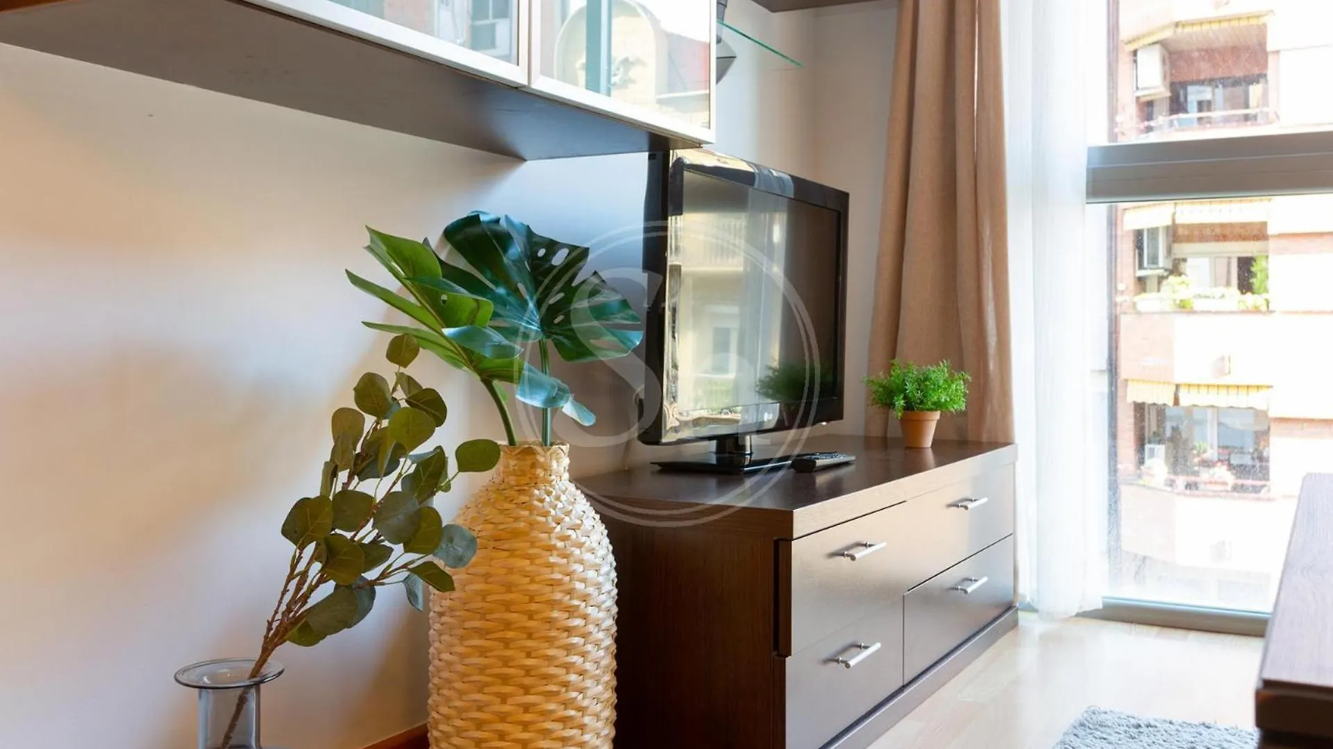 Cosy Apartment Next To Sagrada Familia I バルセロナ 0*,  スペイン