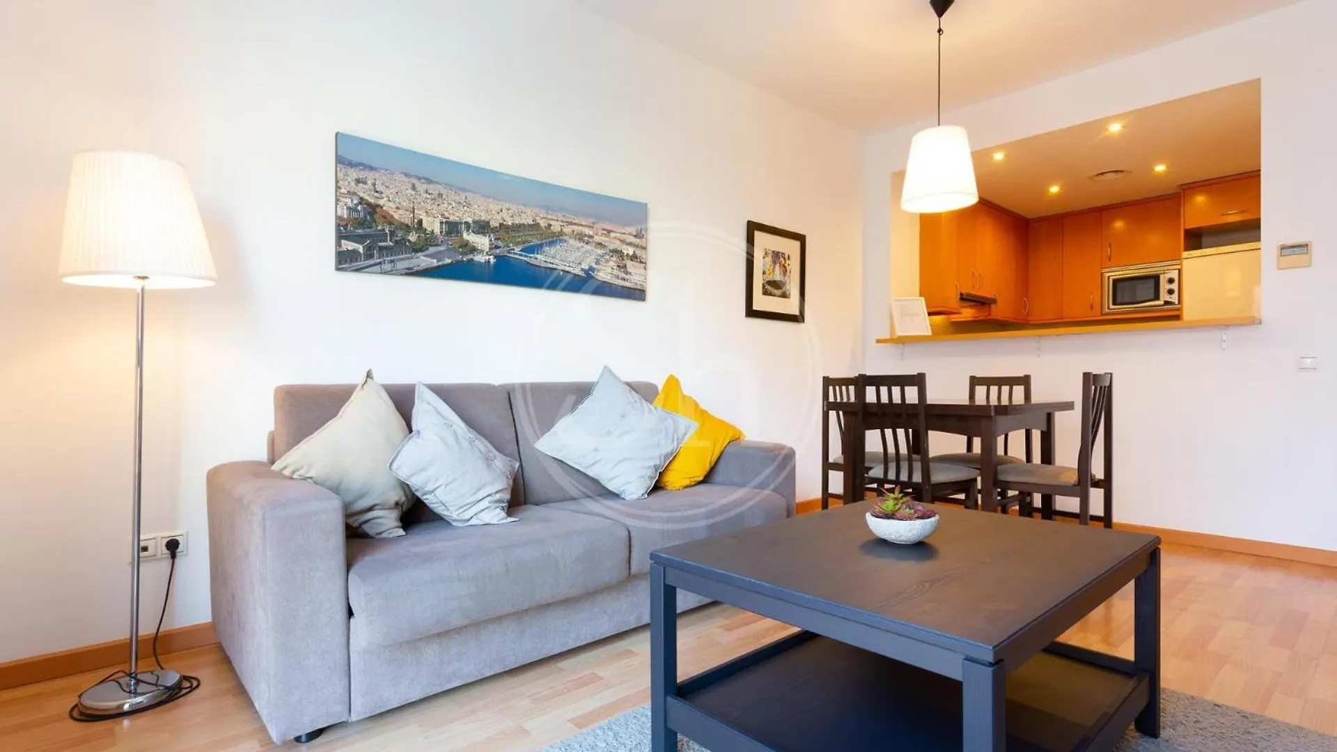 Cosy Apartment Next To Sagrada Familia I バルセロナ