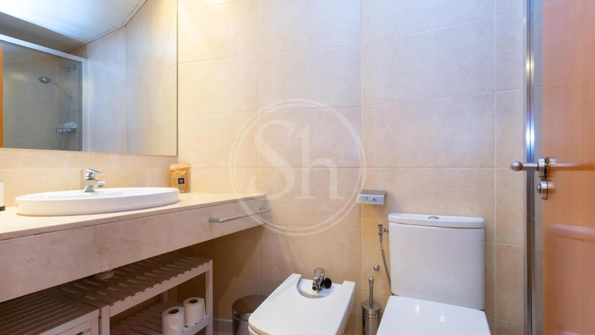 Cosy Apartment Next To Sagrada Familia I 巴塞罗那 0*,